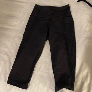 Cropped Lululemon leggings